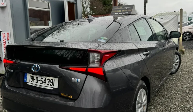 
								Toyota Prius Automatic 2019 full									