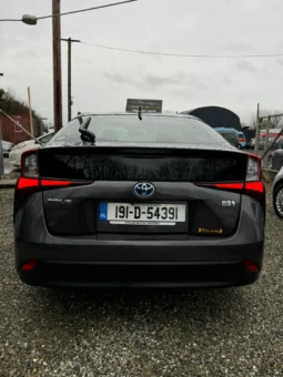 
										Toyota Prius Automatic 2019 full									