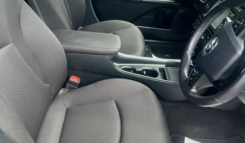
								Toyota Prius Hybrid Automatic 2019 full									