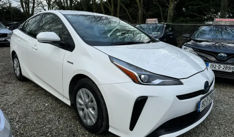 
								Toyota Prius Hybrid Automatic 2019 full									