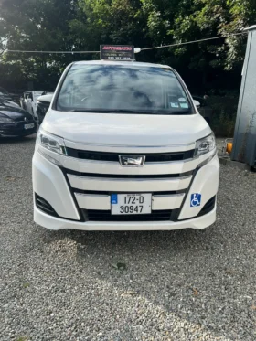 Toyota Noah Automatic Wheelchair 7 Seater 2017
